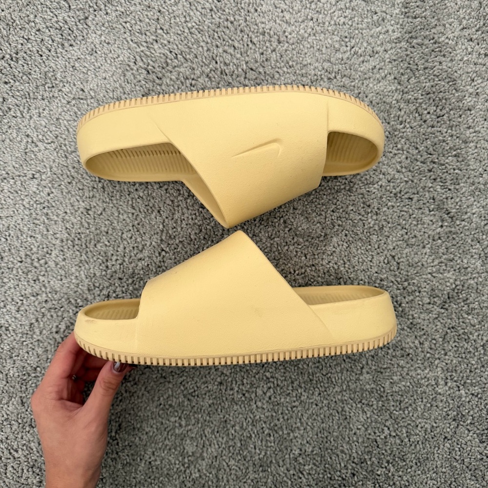 Nike Calm Women’s Slides - Sesame - Picture 4 of 6